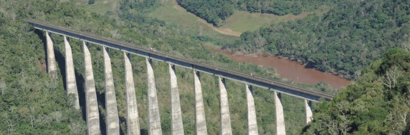 Viaduto 13, Pedra da Tartaruga e Cascata do V13 - Vespasiano Corrêa - RS